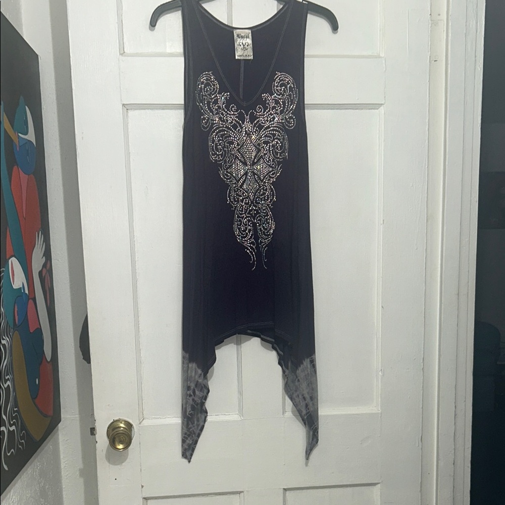 “SEND UR PRICE?” Beautiful Front/Back Embellished Purple Sleeveless Top 💜